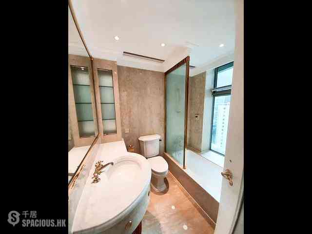 Mid Levels Central - Regence Royale Tower 2 18