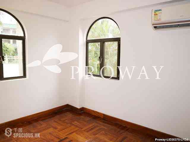 Clear Water Bay - Sheung Sze Wan 10