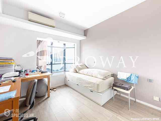 Repulse Bay - Grand Garden Block 2 07