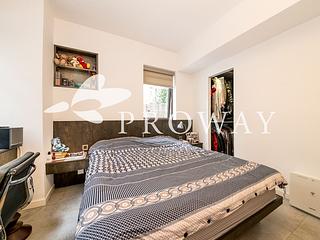 Sai Ying Pun - Golden Phoenix Court 05