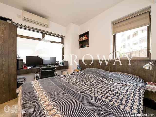 Sai Ying Pun - Golden Phoenix Court 06