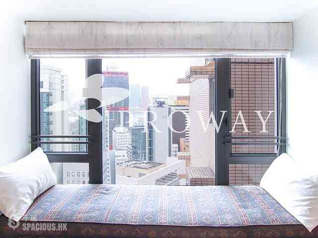 Central - Hollywood Terrace 05