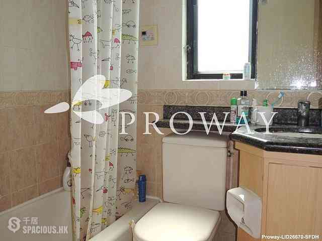 Sheung Wan - The Bellevue Place 06