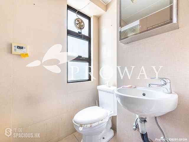 Wan Chai - Suncrest Tower 07