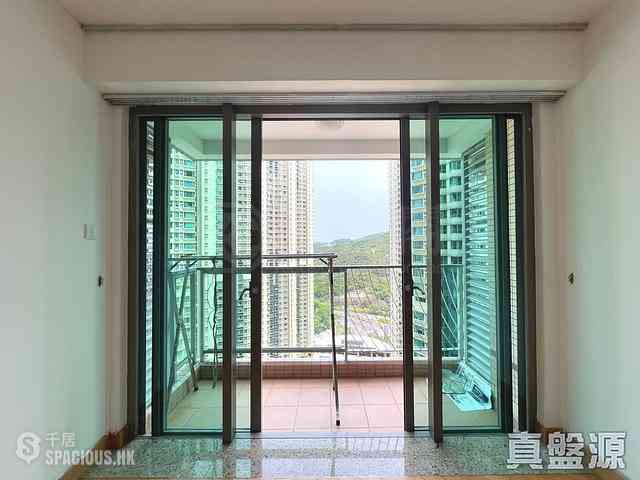 Tseung Kwan O - The Grandiose 02