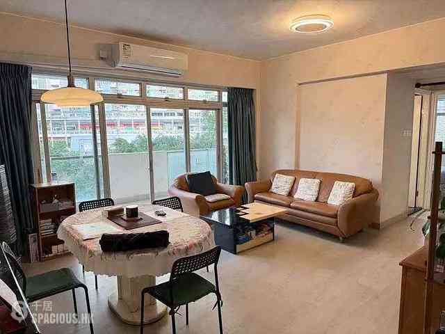 Tai Hang - Kan Oke House 01