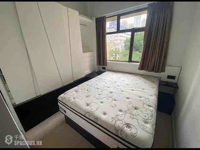 Sai Ying Pun - Tong Nam Mansion 04