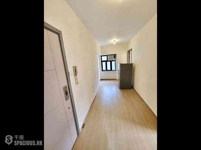 Sai Ying Pun - Rich Court 03