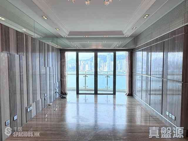 West Kowloon - The Harbourside Block 1 03
