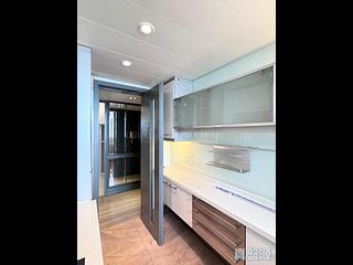 West Kowloon - The Harbourside Block 1 05
