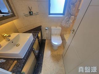 West Kowloon - The Arch Sun Tower (Block 1A) 05