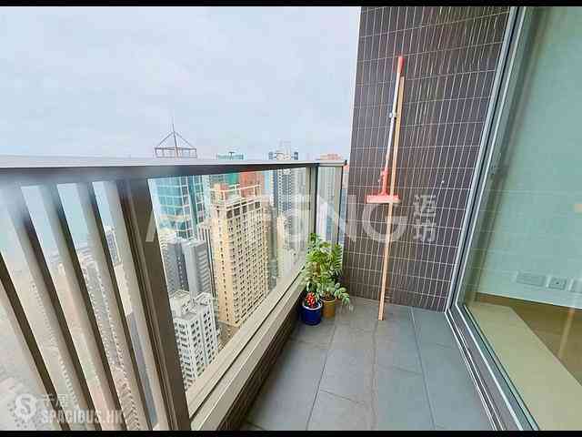 Sai Ying Pun - Island Crest 04