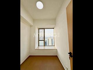 Sai Ying Pun - Island Crest 07