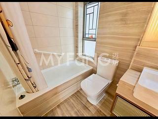 Sai Ying Pun - Island Crest 10