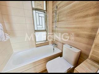Sai Ying Pun - Island Crest 11
