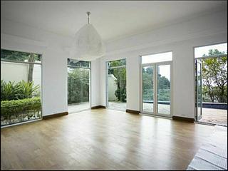 Repulse Bay - 110, Repulse Bay Road 03