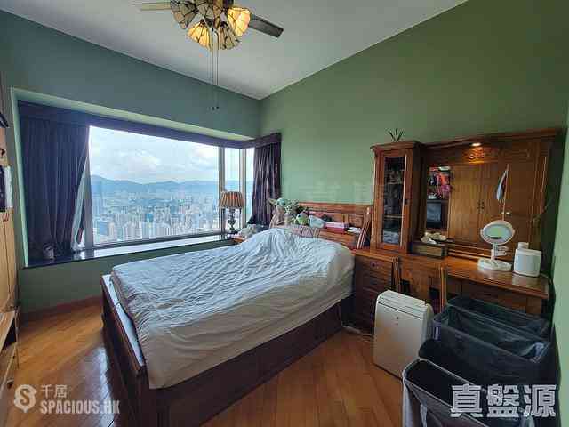 West Kowloon - Sorrento Phase 2 Block 2 04