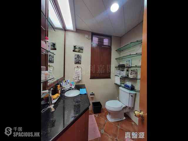 West Kowloon - Sorrento Phase 2 Block 2 06