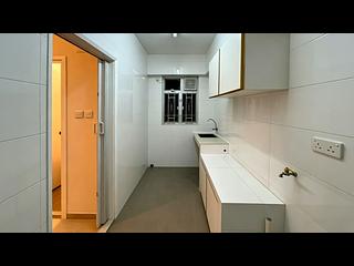 Wan Chai - Kwong Wing House 06