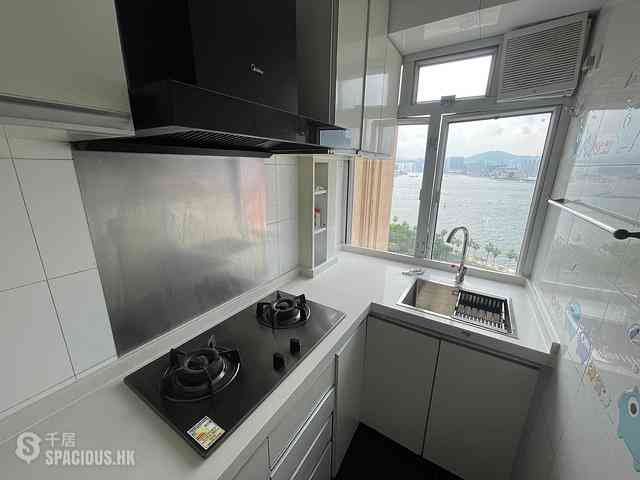 Sheung Wan - Ka On Building 09