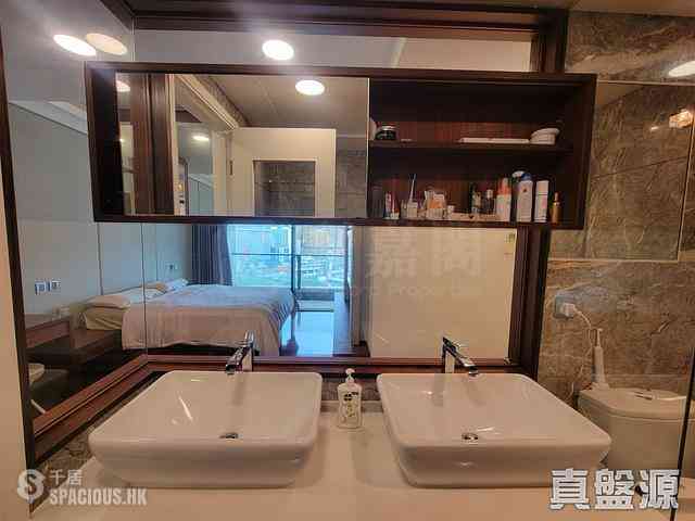 West Kowloon - The Arch Moon Tower (Block 2A) 07