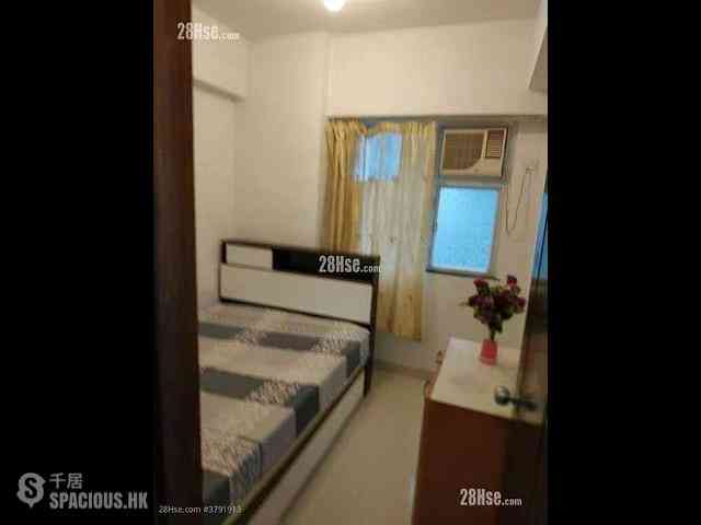 Wan Chai - Tonnochy Towers Block A 05