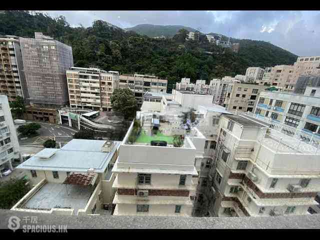 Happy Valley - Holly Court 03