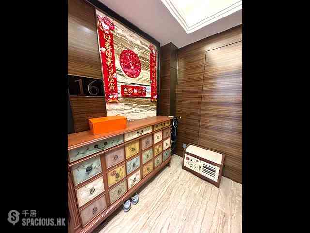Wong Chuk Hang - Marinella 02