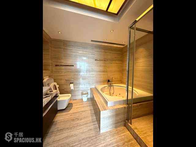 Wong Chuk Hang - Marinella 10