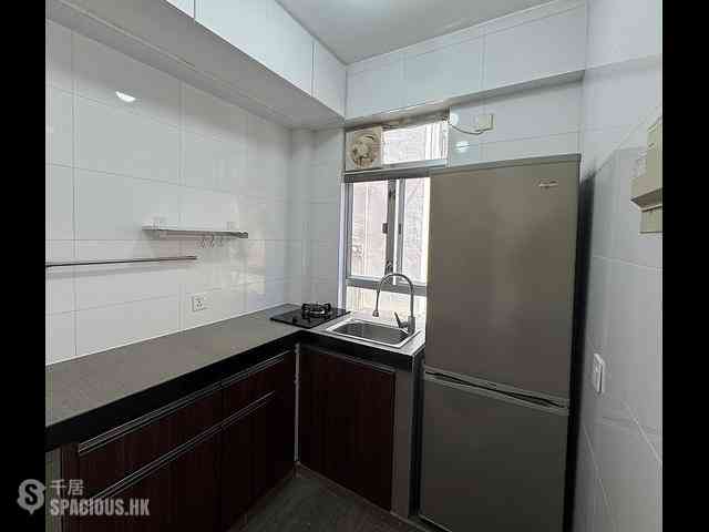 Sai Ying Pun - Chung Yin Court 02