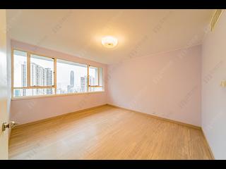 Mid Levels Central - May Tower Block 1 08