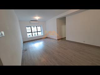 Mid Levels Central - Blessings Garden Phase 2 09
