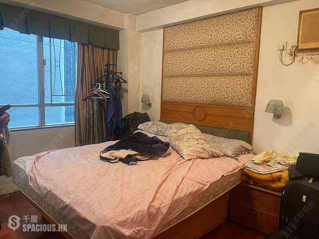 Wan Chai - Phoenix Court Block 4 02