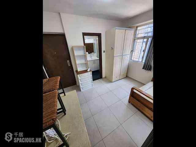 Sai Ying Pun - Wing Cheung Building 02