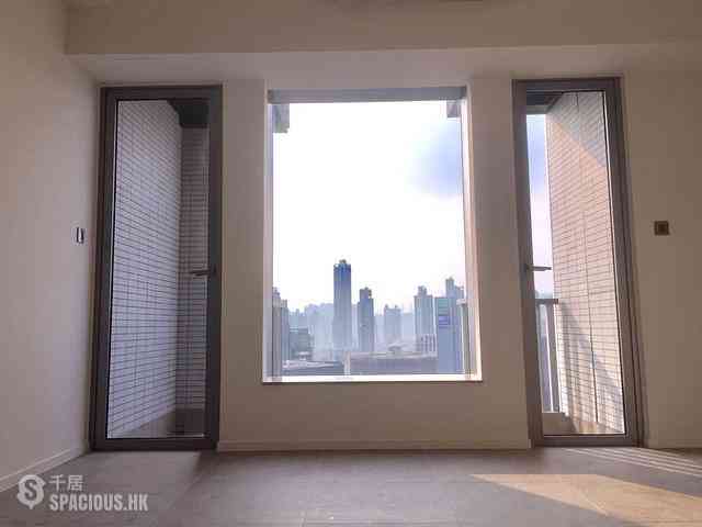 Mong Kok - Skypark 01