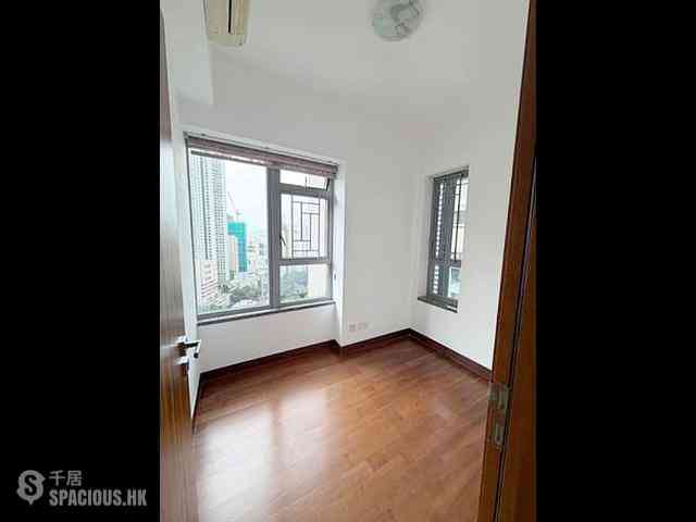 Tai Hang - Serenade Block 2 04