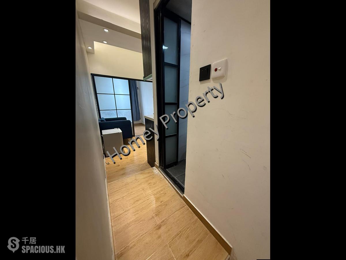 Tsim Sha Tsui - Comfort Building 01