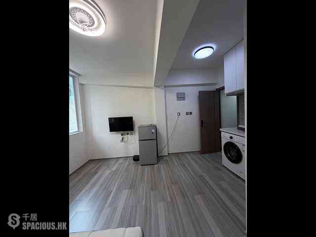 Wan Chai - 259, Queen's Road East 01