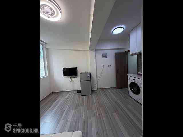 Wan Chai - 259, Queen's Road East 03
