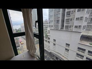 Kennedy Town - La Maison Du Nord 03
