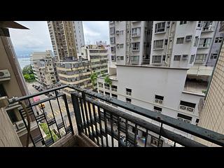 Kennedy Town - La Maison Du Nord 07