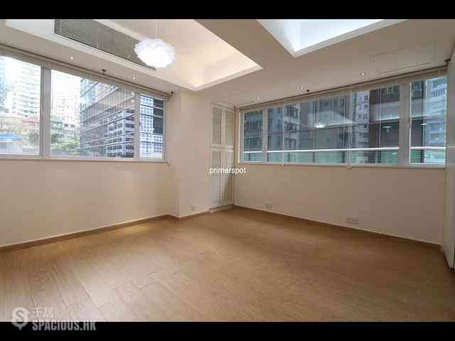 Wan Chai - Man Hee Mansion 01