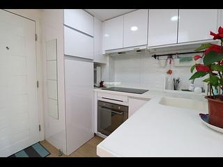 Wan Chai - Man Hee Mansion 06