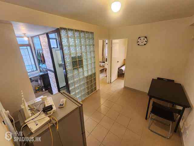 Sai Ying Pun - Hang Hing Court 01