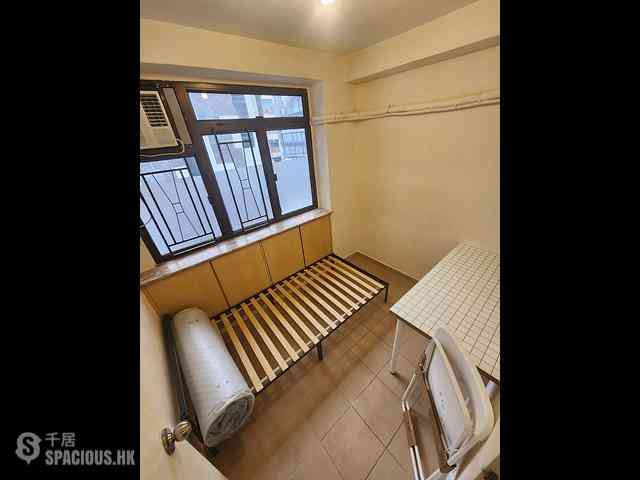 Sai Ying Pun - Hang Hing Court 09
