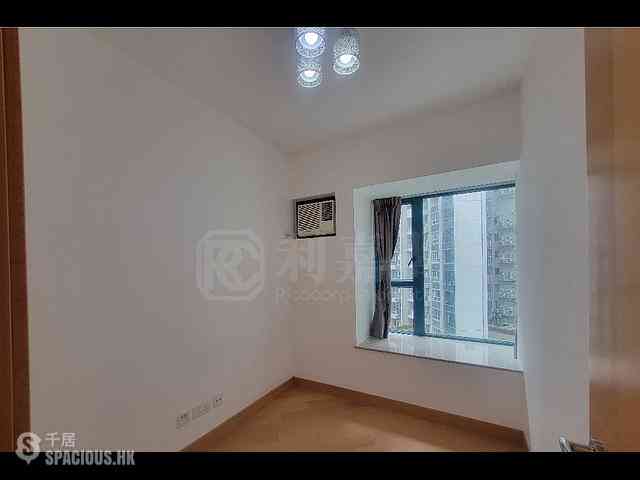 Tai Kok Tsui - The Long Beach Tower 2 08