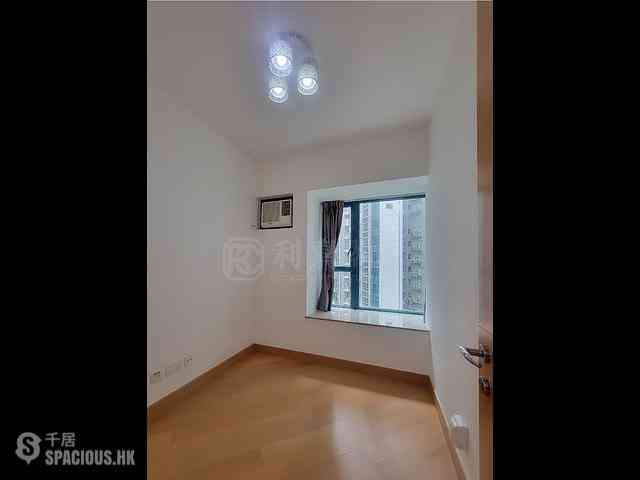 Tai Kok Tsui - The Long Beach Tower 2 09