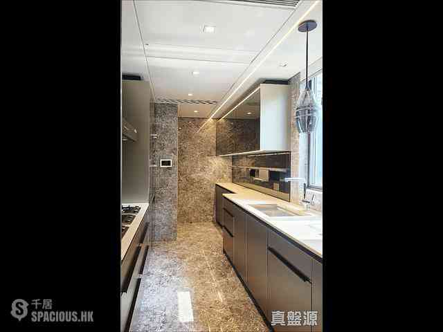 North Point - Victoria Harbour Phase 2B-3 Tower 1 11