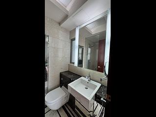 Tai Kok Tsui - One Silversea Tower 6 07