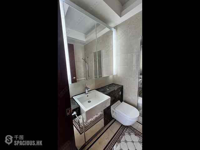 Tai Kok Tsui - One Silversea Tower 6 10